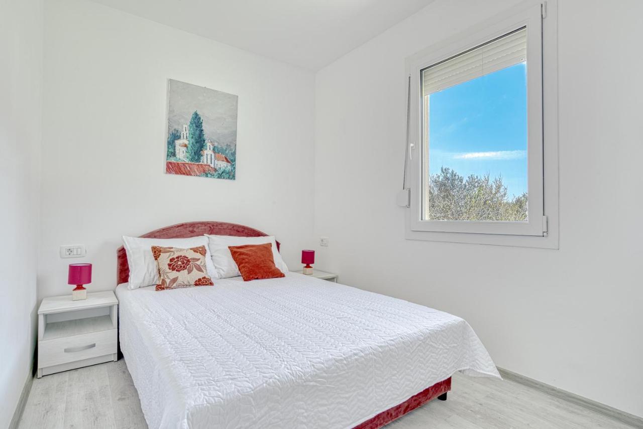 בולג'ריקה Two Bedroom House With Sea View Maj מראה חיצוני תמונה
