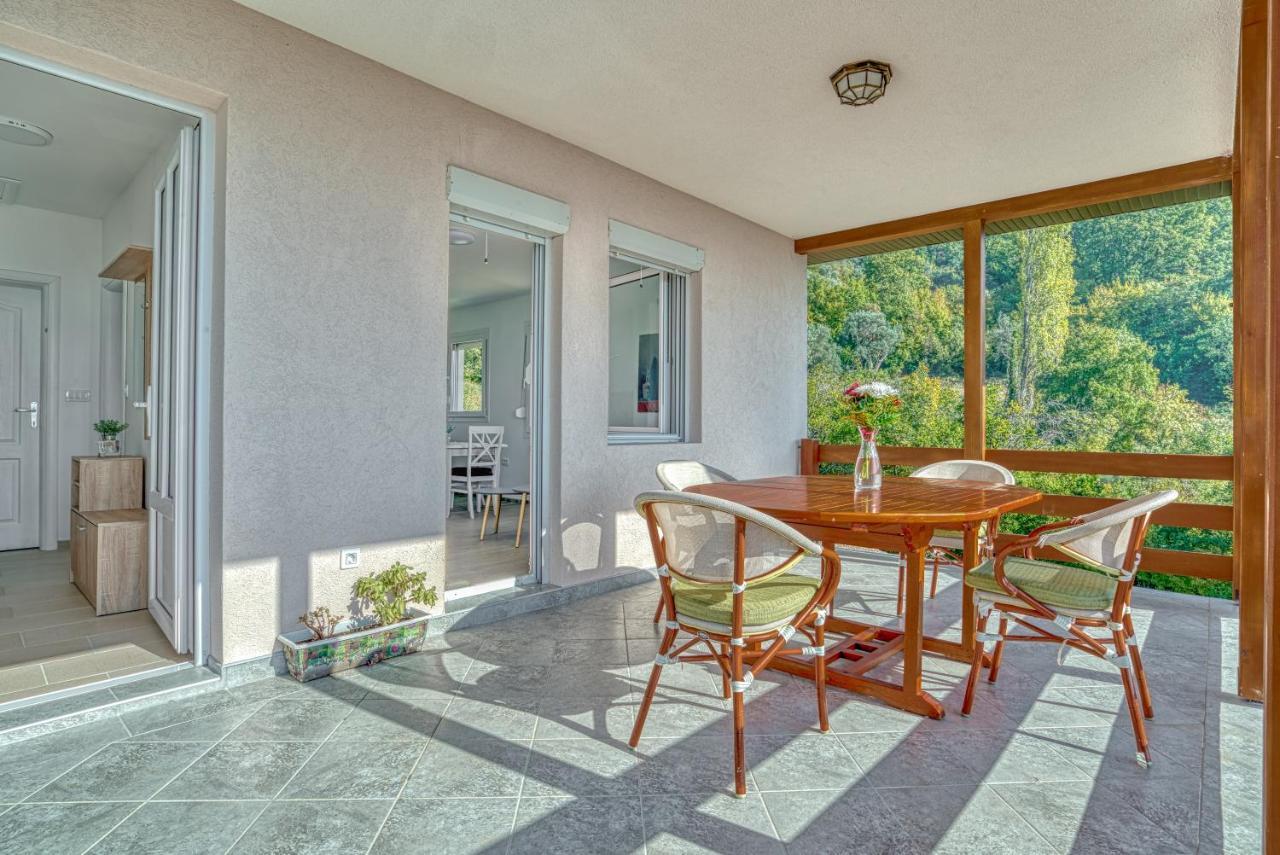 בולג'ריקה Two Bedroom House With Sea View Maj מראה חיצוני תמונה